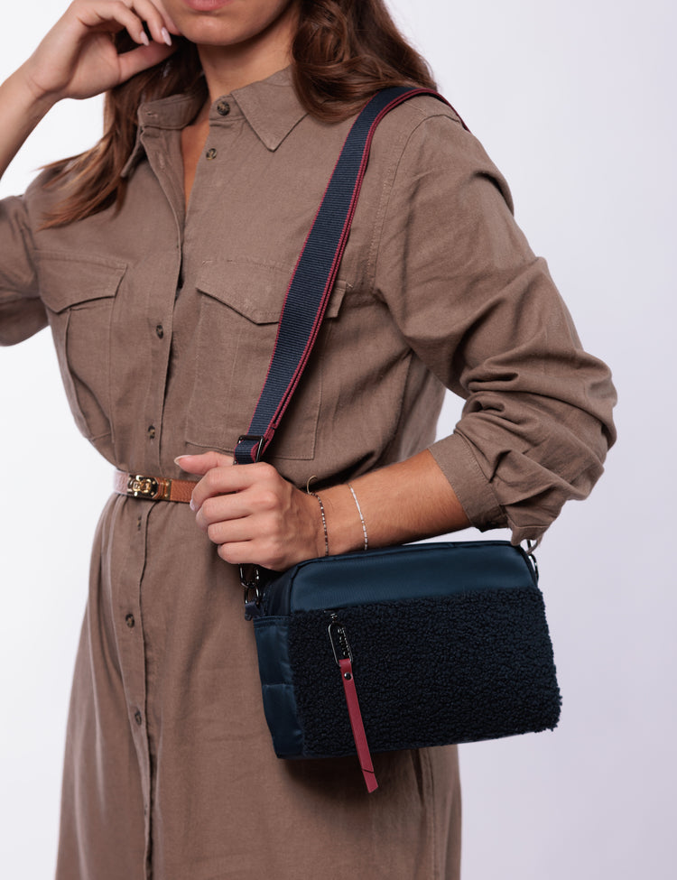 Cumulus TEDDY Crossbody Bag
